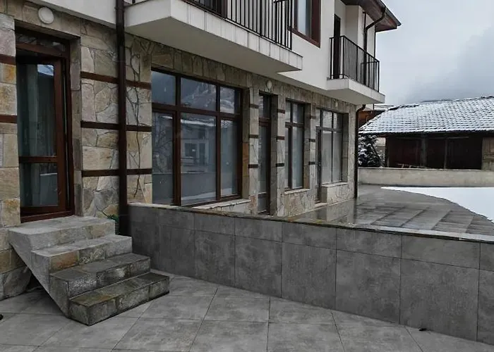 Modern With Terrace Apartment